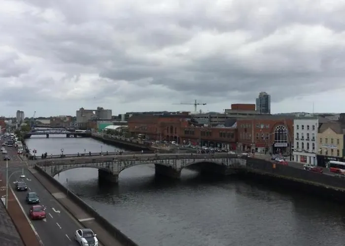 Camdenwharf Apartment